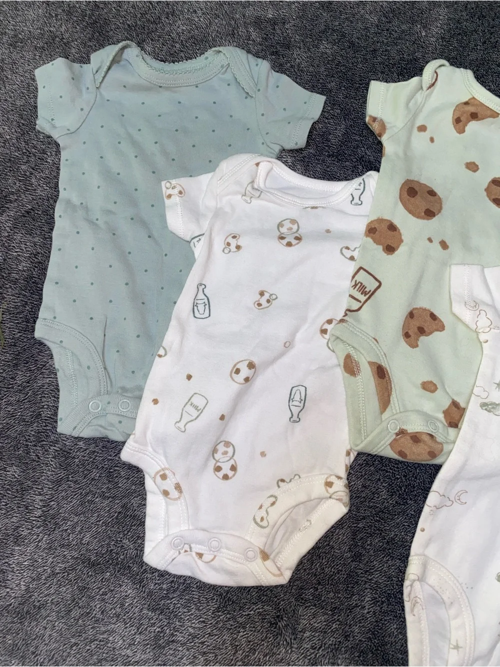 6-Piece Carter’s Baby Girl Onesie Bundle | 3 Months